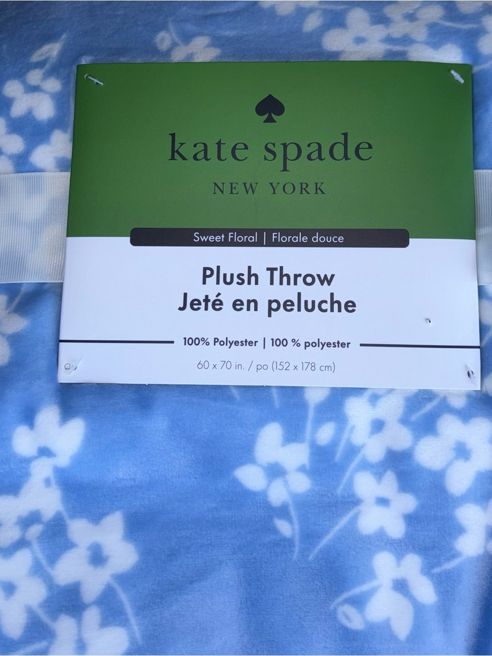 kate spade Oversize Sweet Floral Plush Throw - 60” x 70” - NEW - Blue & White